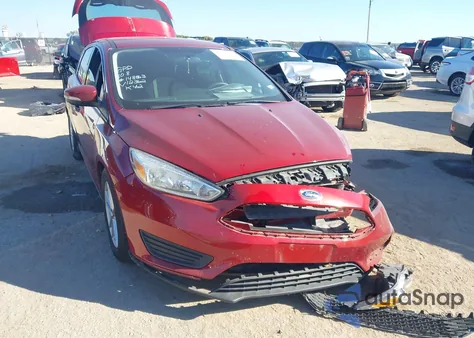 2016 Ford Focus Se z USA, uszkodzony, nr VIN 1FADP3K22GL212362